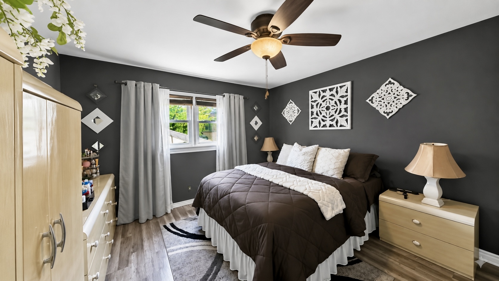 3401 W 62nd Place, Chicago, IL 60629