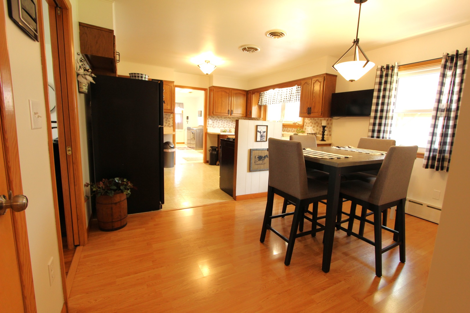 410 E Fifer Street, Colfax, IL 61728