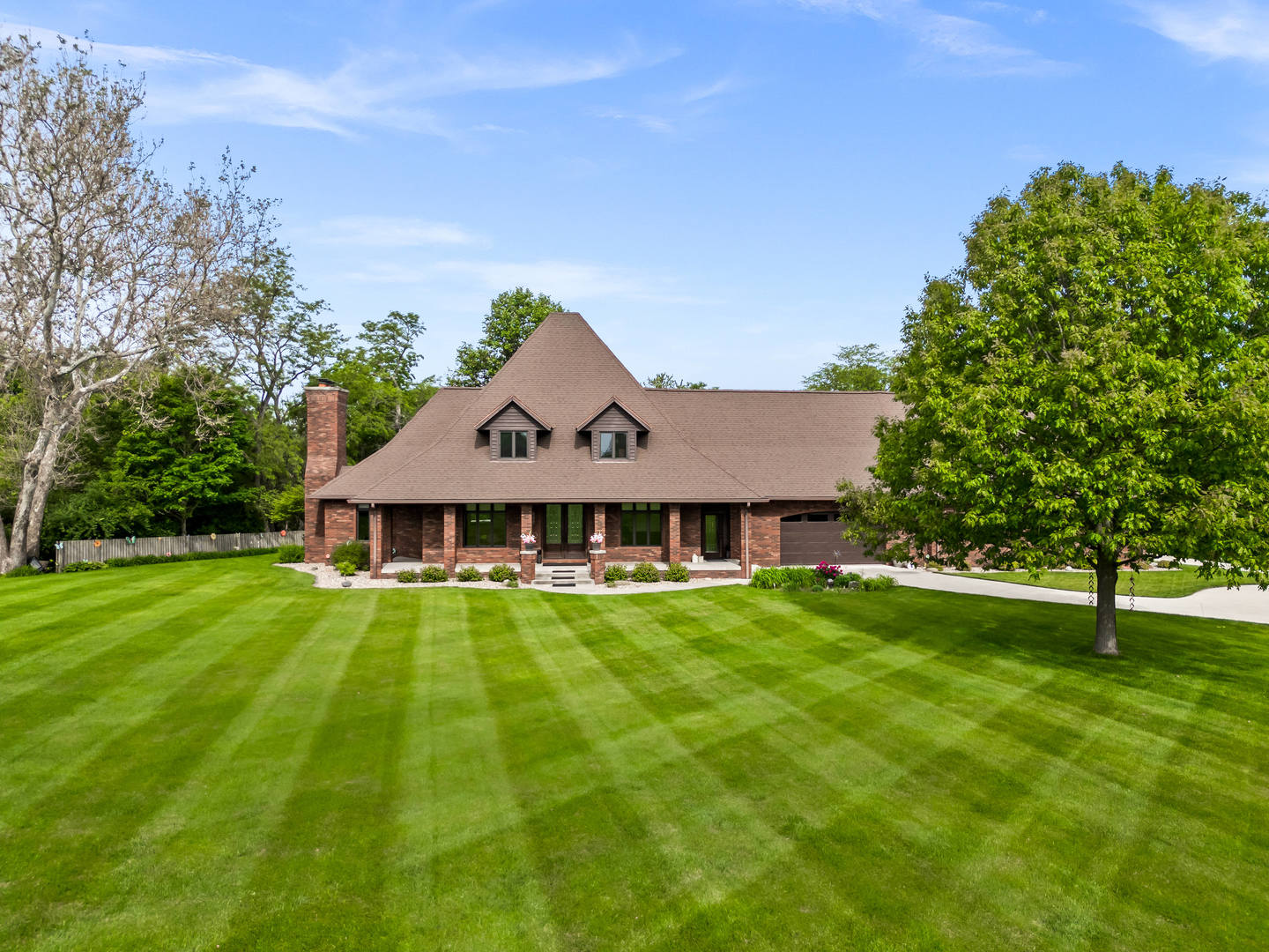 606 Harvey Road, Downs, IL 61736