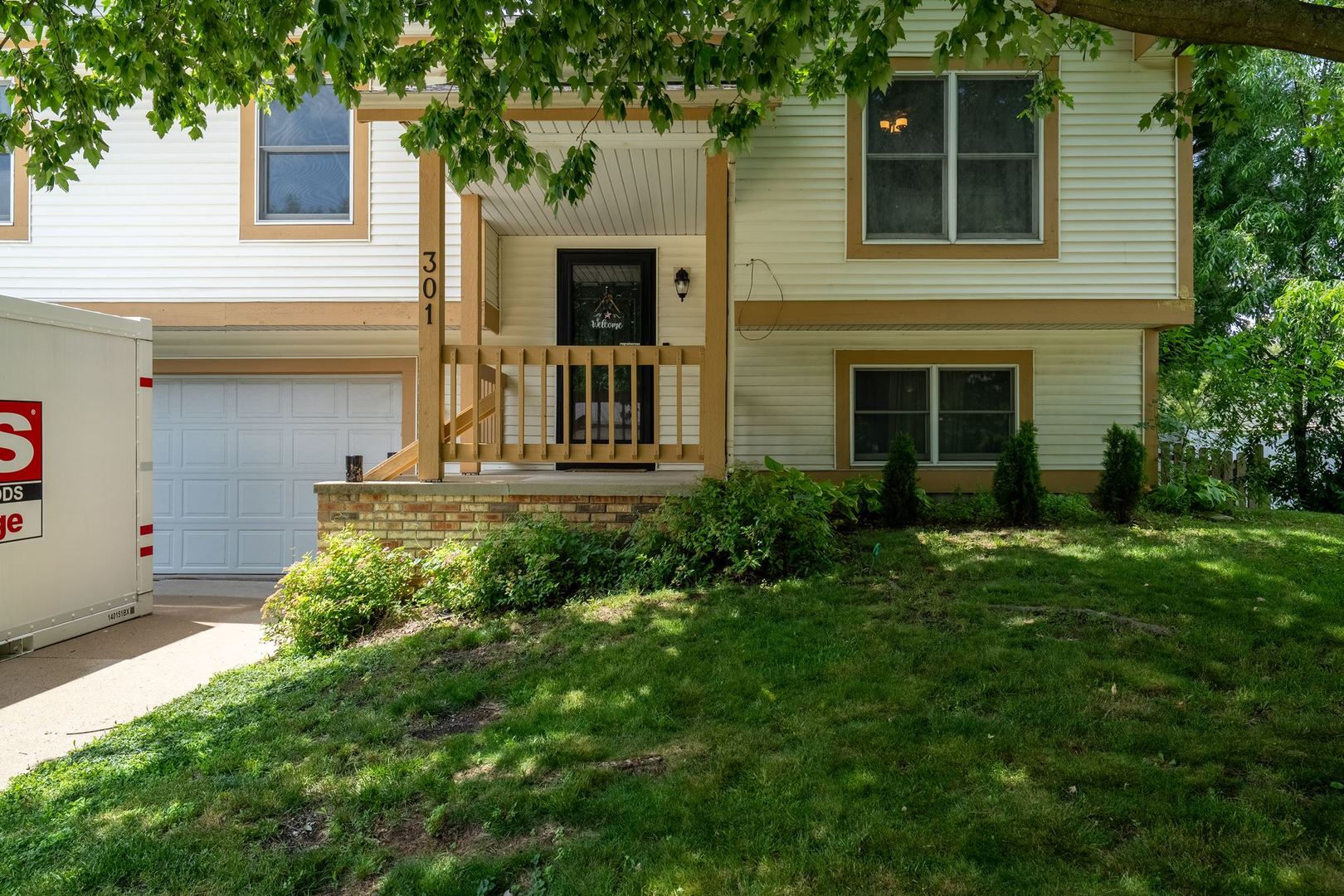 301 Bentley Drive, Normal, IL 61761