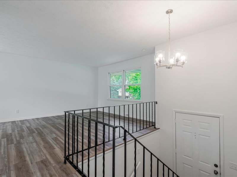 124 Hilton Drive, Lexington, IL 61753