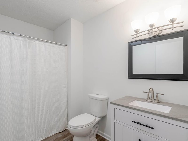 124 Hilton Drive, Lexington, IL 61753