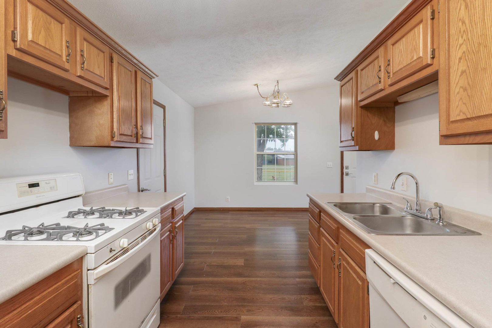 101 A S State Street, Danvers, IL 61732