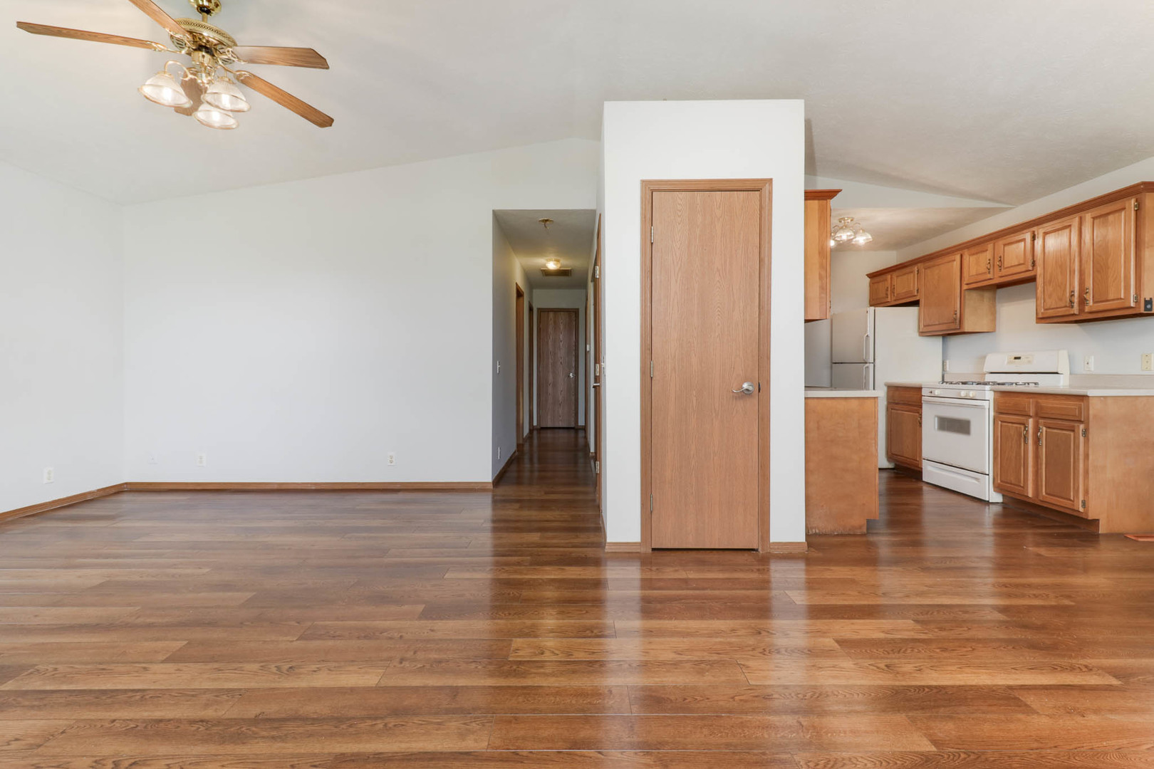 101 A S State Street, Danvers, IL 61732