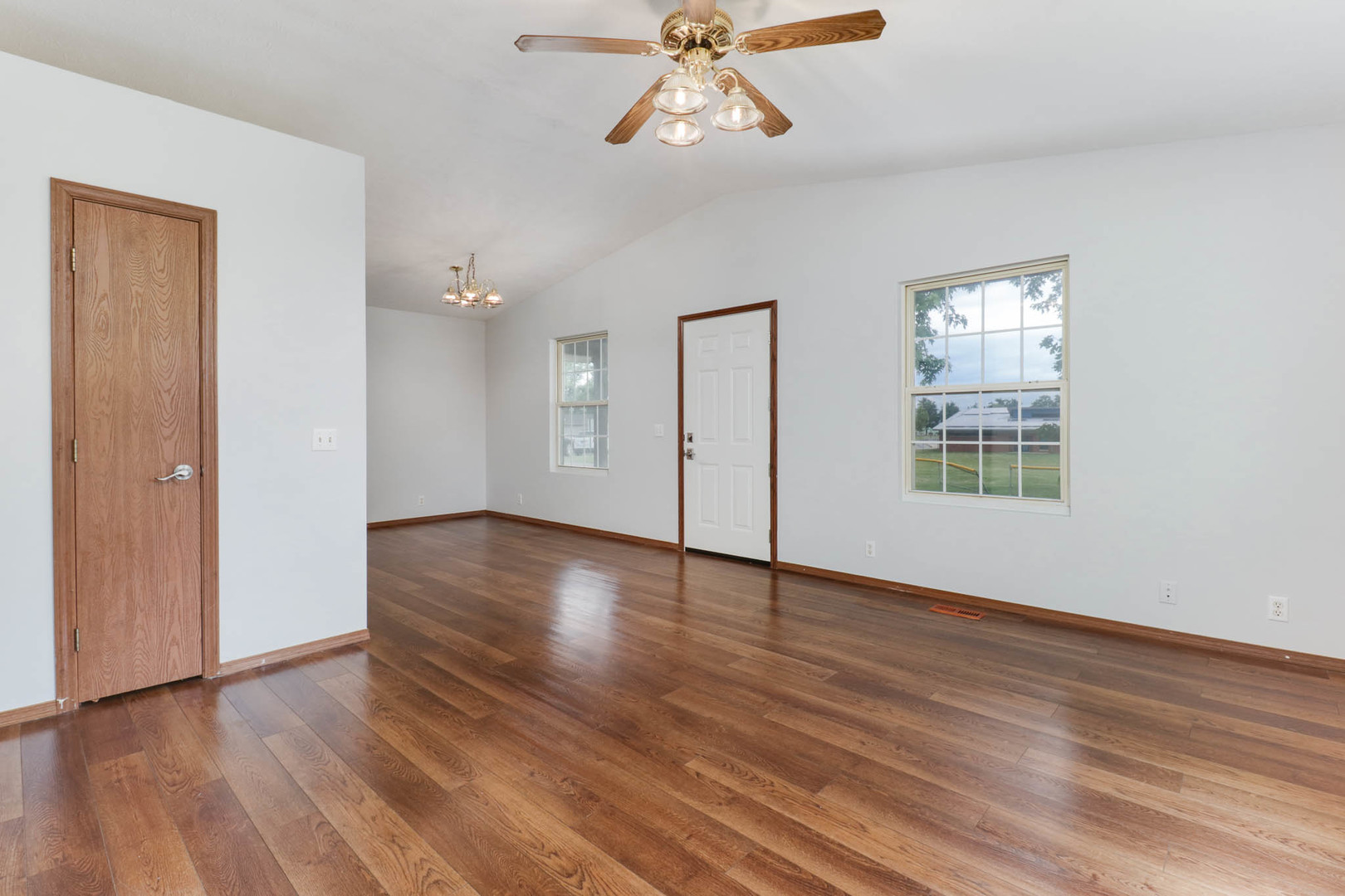 101 A S State Street, Danvers, IL 61732
