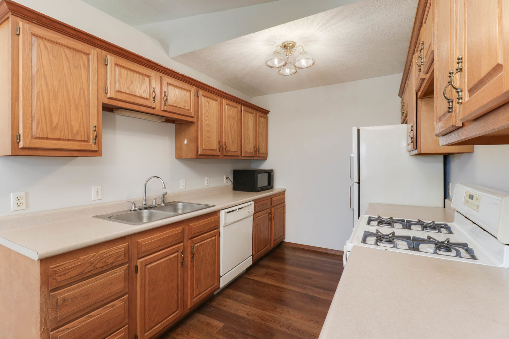 101 A S State Street, Danvers, IL 61732