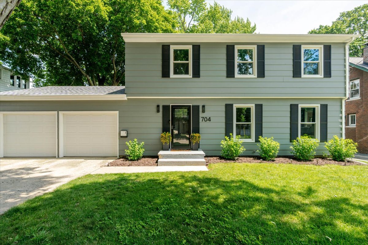 704 S Fell Avenue, Normal, IL 61761